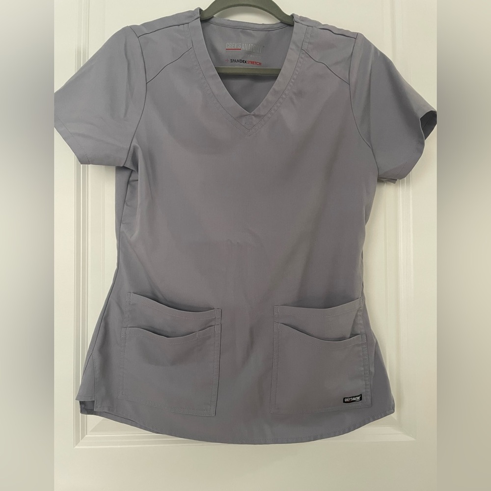 Grey’s Anatomy spandex scrub top small